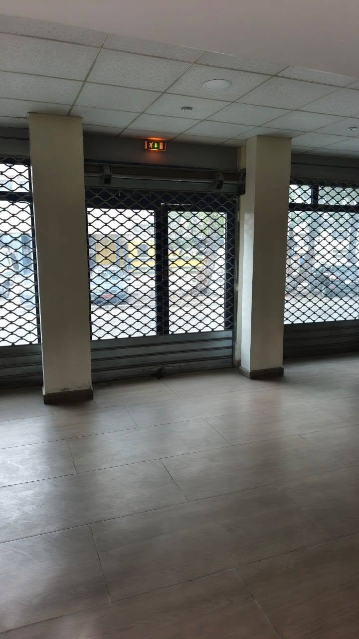 Grand hall climatisé de 300 m² à louer à Saint Michel Cotonou 5