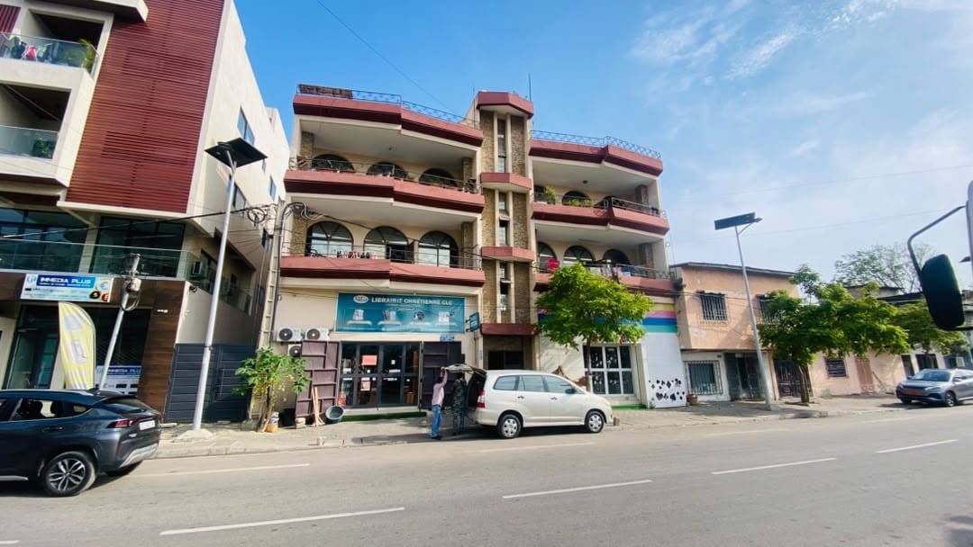 Immeuble de rapport à vendre à Missèbo 2