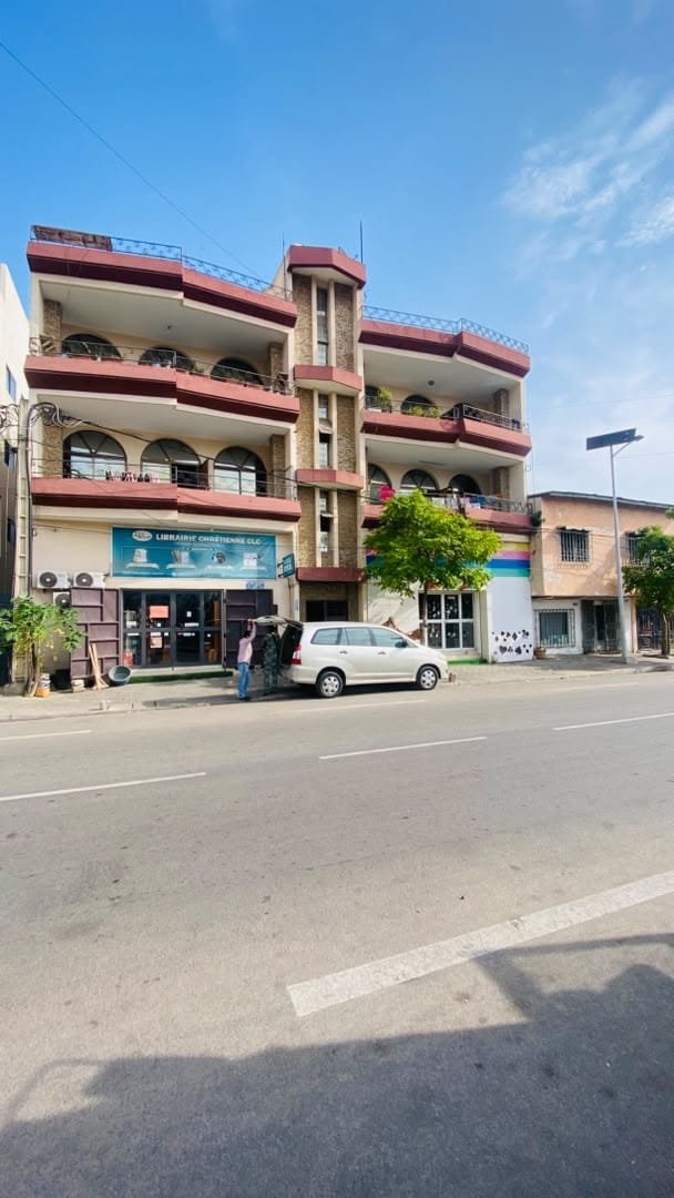 Immeuble de rapport à vendre à Missèbo 3