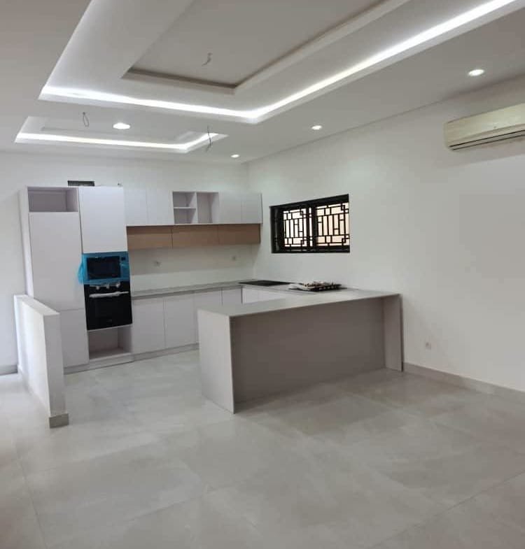 Villa meublée 4 chambres à louer à Akpakpa Zone des Ambassades 4