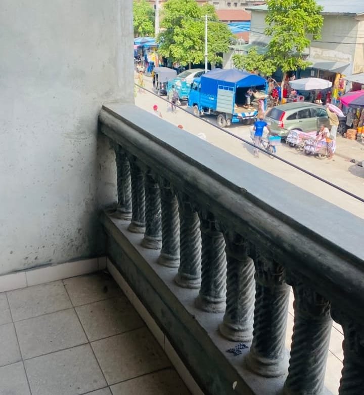 720